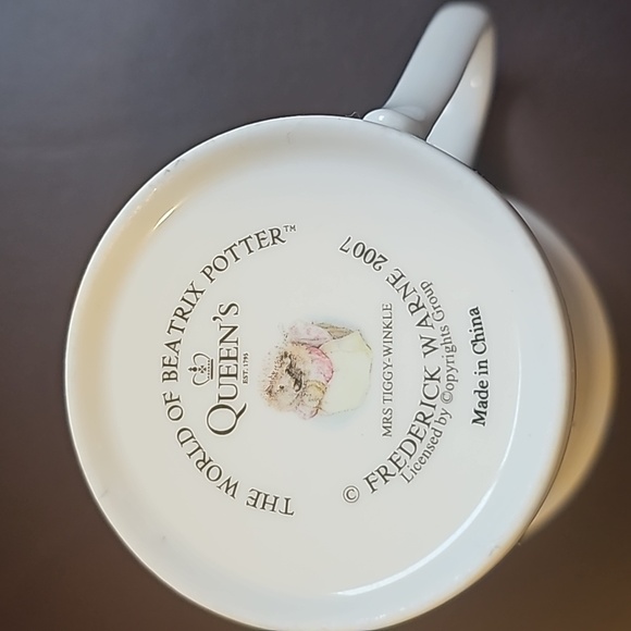 BeatrixPotterMugs(4)-Mrs TiggyWinkle,BenjaminBunny, JemimaPuddleDuck,PeterRabbit - Picture 2 of 5